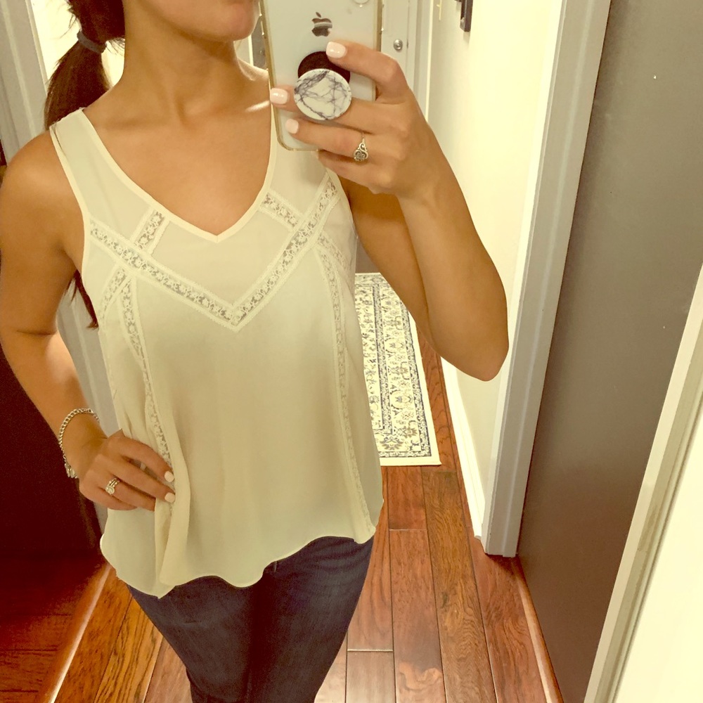 Flowy Tank